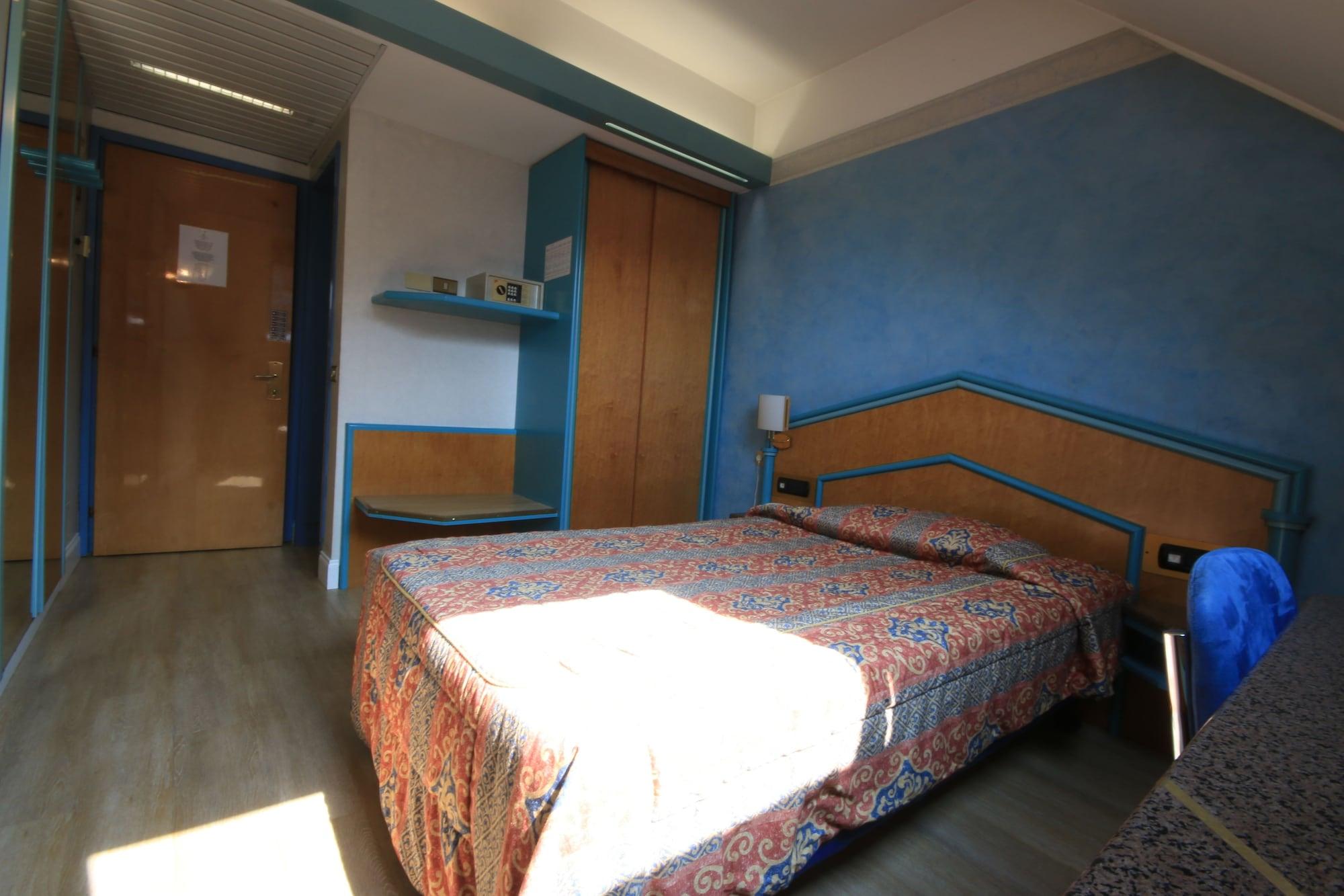 Hotel Lido Милано Екстериор снимка