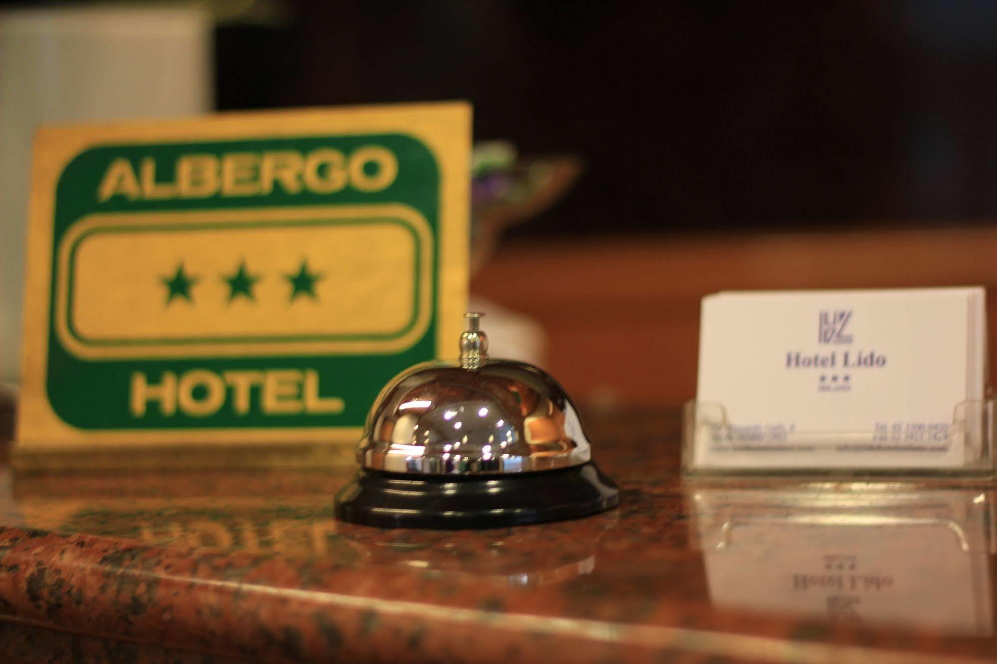 Hotel Lido Милано Екстериор снимка